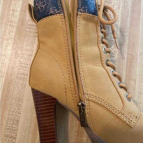 Guess boots size 5.5 - Picture 6 of 12